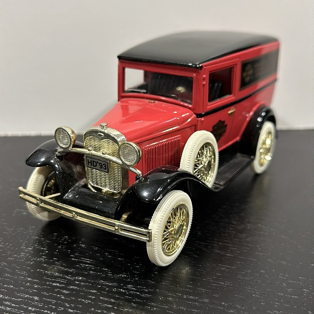Vintage Limited Edition Harley-Davidson Die Cast Metal Car Coin Bank - Picture 4 of 8